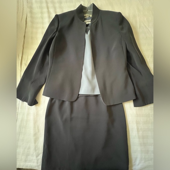 Kasper Charcoal 3 Piece Suit - Picture 9 of 9